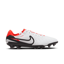 Cargar imagen en el visor de la galería, Nike Tiempo Legend 10 Pro FG
