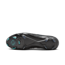 Load image into Gallery viewer, Nike Phantom GX 2 Elite FG
