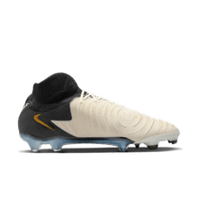 Load image into Gallery viewer, Nike Phantom Luna 2 Elite FG
