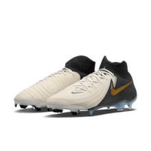 Load image into Gallery viewer, Nike Phantom Luna 2 Elite FG
