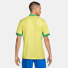 Cargar imagen en el visor de la galería, Nike Men&#39;s Brazil Stadium Home Replica Jersey
