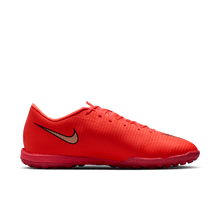 Load image into Gallery viewer, Nike Mercurial Vapor 17 Academy TF
