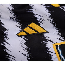 Cargar imagen en el visor de la galería, adidas Youth Juventus 23/24 Home Jersey
