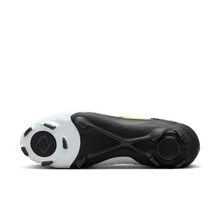 Cargar imagen en el visor de la galería, Nike Phantom Luna 2 Pro FG
