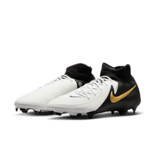 Cargar imagen en el visor de la galería, Nike Phantom Luna 2 Pro FG
