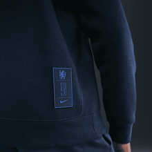 Cargar imagen en el visor de la galería, Nike Men's Chelsea FC Crew-Neck Top
