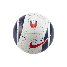 Cargar imagen en el visor de la galería, Nike USA Mini Ball
