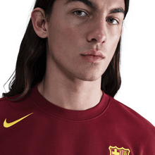 Cargar imagen en el visor de la galería, Nike Men's FC Barcelona 4th Crew Neck
