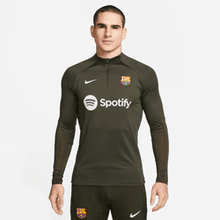 Cargar imagen en el visor de la galería, Nike Men&#39;s FC Barcelona Strike Drill Top
