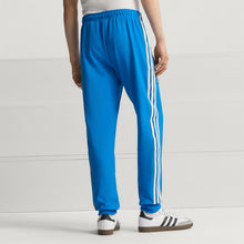 Cargar imagen en el visor de la galería, adidas Real Madrid Terrace Icons Track Pants
