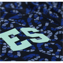 Load image into Gallery viewer, Umbro Men's El Salvador 2026 Pre-Match Training Jersey
