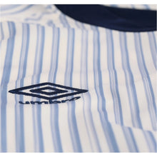 Load image into Gallery viewer, Umbro Men's El Salvador 2026 Pre-Match Training Jersey
