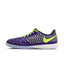 Load image into Gallery viewer, Nike Lunargato II Indoor
