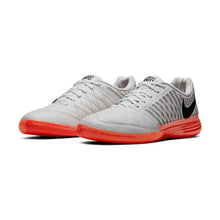 Cargar imagen en el visor de la galería, Nike Lunargato II Indoor
