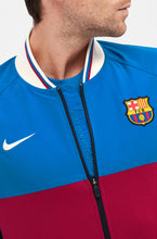 Cargar imagen en el visor de la galería, Nike Men&#39;s Barcelona 21/22 Pre-Match Jacket
