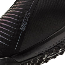 Load image into Gallery viewer, Nike Phantom VNM Academy Turf Junior

