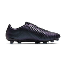 Cargar imagen en el visor de la galería, Nike Phantom Venom Elite FG
