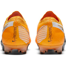 Cargar imagen en el visor de la galería, Nike Mercurial Vapor 13 Elite FG
