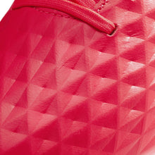Cargar imagen en el visor de la galería, Nike Tiempo Legend 8 Academy FG
