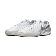Cargar imagen en el visor de la galería, Nike Tiempo Legend 8 Academy Indoor
