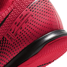 Cargar imagen en el visor de la galería, Nike Mercurial Superfly 7 Academy Indoor
