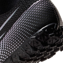 Load image into Gallery viewer, Nike Superfly 7 Academy Turf Junior
