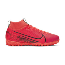 Load image into Gallery viewer, Nike Superfly 7 Academy Turf Junior
