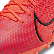 Load image into Gallery viewer, Nike Superfly 7 Academy Turf Junior
