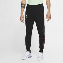 Load image into Gallery viewer, Nike Spurs Joggers 20/21
