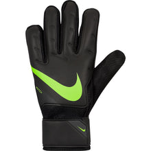 Cargar imagen en el visor de la galería, Nike Goalkeeper Match Soccer Gloves
