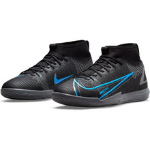 Cargar imagen en el visor de la galería, Nike Mercurial Superfly 8 Academy IC Junior
