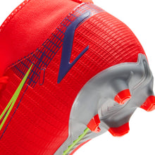 Cargar imagen en el visor de la galería, Nike Mercurial Superfly 8 Academy FG/MG Junior
