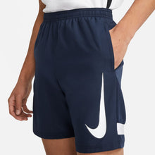 Cargar imagen en el visor de la galería, Nike Dri-FIT Academy Men&#39;s Woven Soccer Shorts
