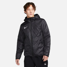 Cargar imagen en el visor de la galería, Nike Therma Repel Park Men&#39;s Soccer Jacket
