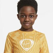 Cargar imagen en el visor de la galería, Nike Dri-FIT Academy Big Kids&#39; Soccer T-Shirt
