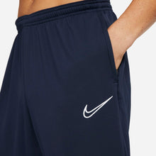 Cargar imagen en el visor de la galería, Men&#39;s Nike Dri-Fit Training Pant
