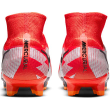 Cargar imagen en el visor de la galería, Nike Mercurial Superfly 8 Elite CR7 FG
