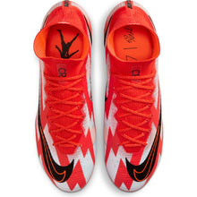 Cargar imagen en el visor de la galería, Nike Mercurial Superfly 8 Elite CR7 FG
