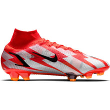 Cargar imagen en el visor de la galería, Nike Mercurial Superfly 8 Elite CR7 FG
