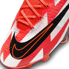 Cargar imagen en el visor de la galería, Nike Mercurial Superfly 8 Elite CR7 FG
