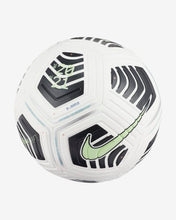 Cargar imagen en el visor de la galería, Nike Strike Ball
