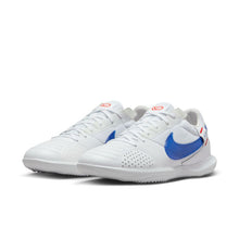 Load image into Gallery viewer, Nike Streetgato IC
