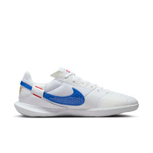 Load image into Gallery viewer, Nike Streetgato IC
