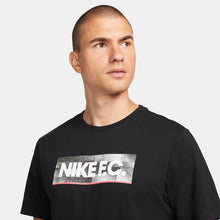 Cargar imagen en el visor de la galería, Nike F.C. Men&#39;s T-Shirt
