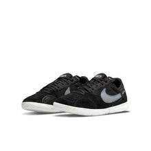Load image into Gallery viewer, Nike Streetgato Jr. IC
