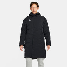 Cargar imagen en el visor de la galería, Nike F.C. Sideline Jacket
