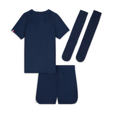 Load image into Gallery viewer, Nike Paris Saint-Germain 2022/23 Home Little Kids&#39; Soccer Kit
