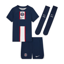 Load image into Gallery viewer, Nike Paris Saint-Germain 2022/23 Home Little Kids&#39; Soccer Kit
