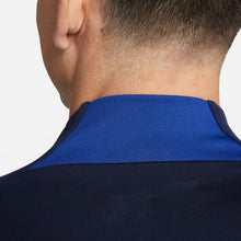 Cargar imagen en el visor de la galería, Nike Men&#39;s Chelsea FC Strike Track Jacket
