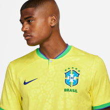 Cargar imagen en el visor de la galería, Nike Men&#39;s Brazil 2022 WC Home Jersey
